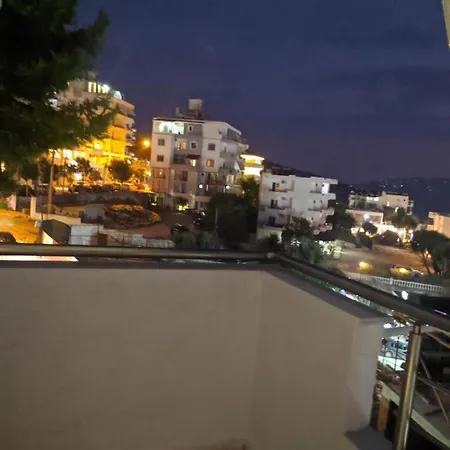 Alex * Sarande